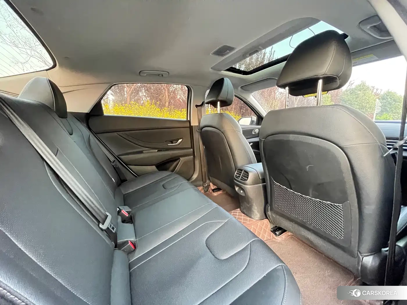 Hyundai Elantra 2026 Белый из Китая, фото 6