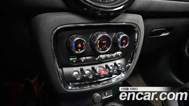 Mini Cooper Clubman 2019 Черный из Кореи, фото 6