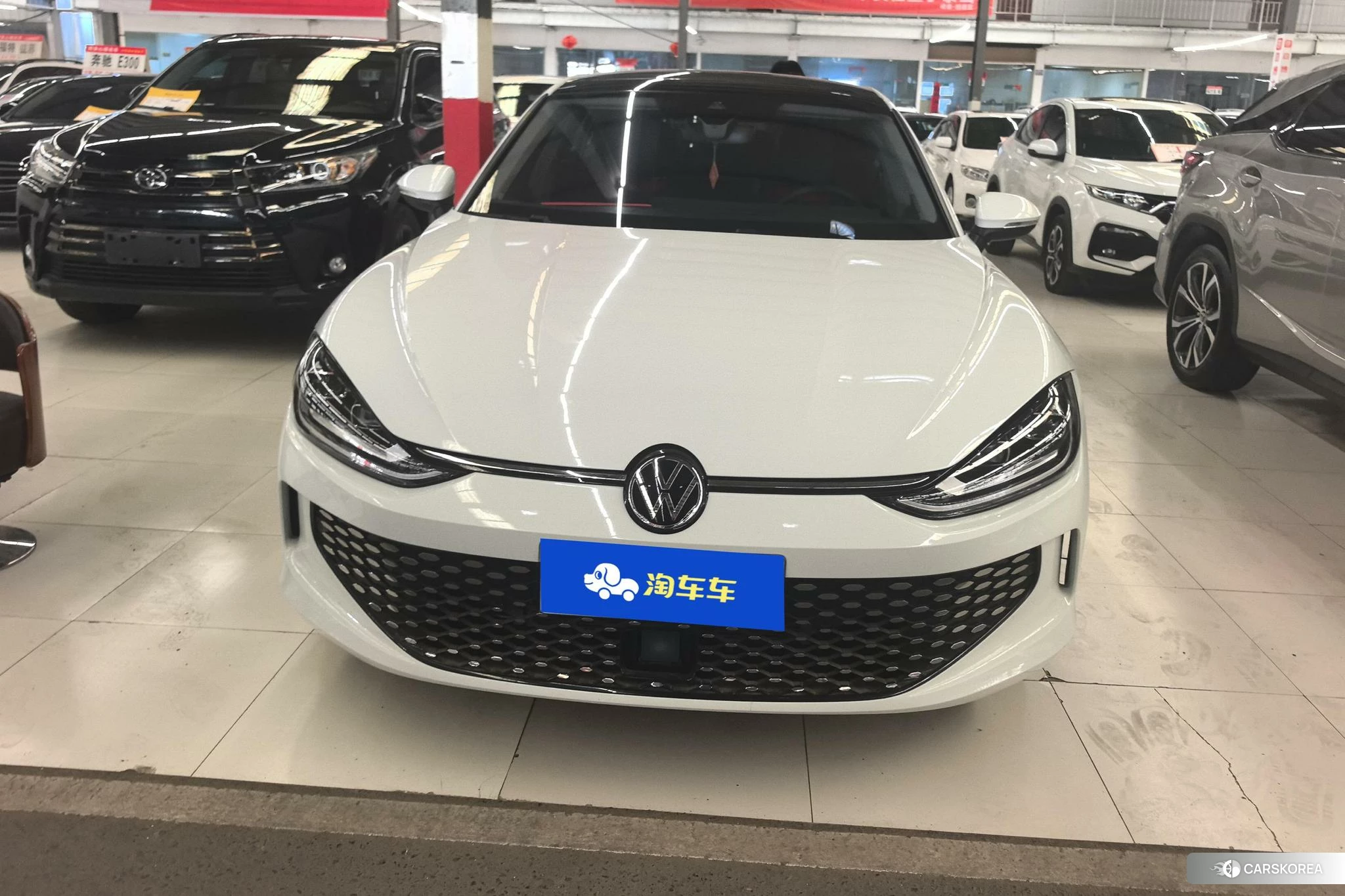Volkswagen Lingdu 2023 Белый из Китая, фото 6