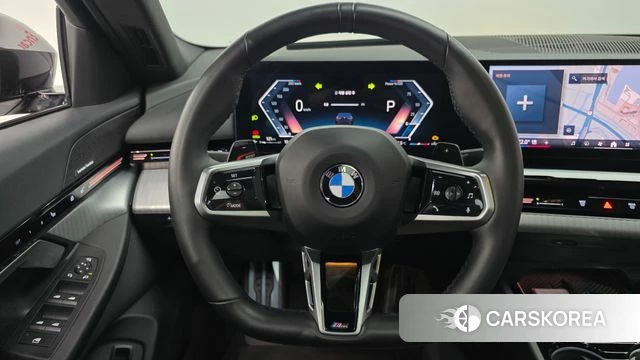 BMW 5 Series (G60) 2023 Серый из Кореи, фото 6