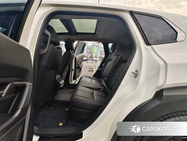 Mazda CX-50 line also 2023 Белый из Китая, фото 6