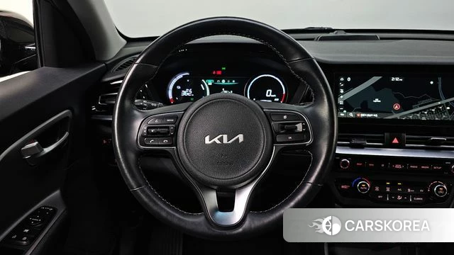 Kia Niro Plus 2022 Черный из Кореи, фото 6