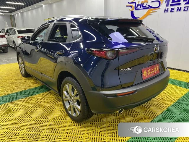 Mazda CX-30 2022 Синий из Китая, фото 6
