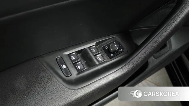 Volkswagen Arteon 2019 Черный из Кореи, фото 6