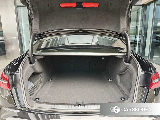 Audi A6L 2020 Черный из Китая, фото 6