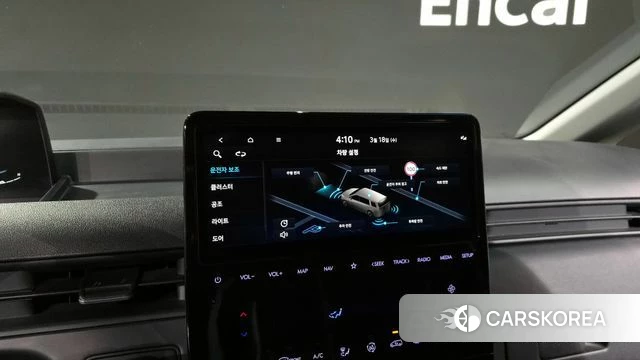 Hyundai Staria 2023 Белый из Кореи, фото 6