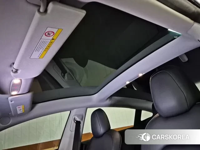 Tesla Model 3 2020 Белый из Кореи, фото 6