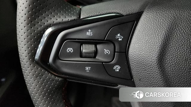 Chevrolet (GM Daewoo) Trax Crossover 2024 Белый из Кореи, фото 6