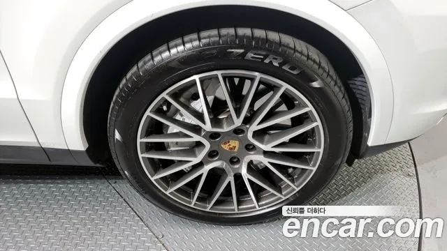 Porsche Cayenne (PO536) id 2706360 из Кореи 6