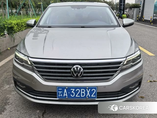Volkswagen Lavida 2021 Серебристо-серый из Китая, фото 6