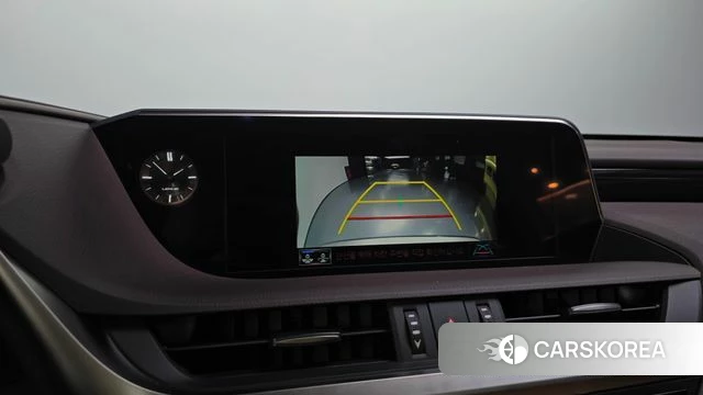 Lexus ES300h 7th generation 2018 Песочный из Кореи, фото 6
