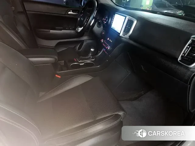 Kia Sportage The Bold 2020 Серебряный из Кореи, фото 6