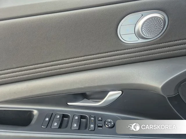 Hyundai The New Avante (CN7) 2024 Белый из Кореи, фото 6