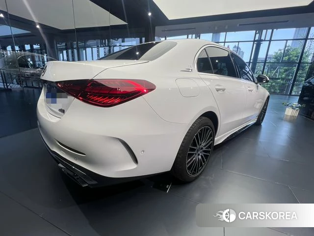 Mercedes-Benz Class C 2025 Белый из Китая, фото 6