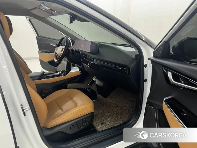 Kia EV6 2022 Белый из Кореи, фото 6