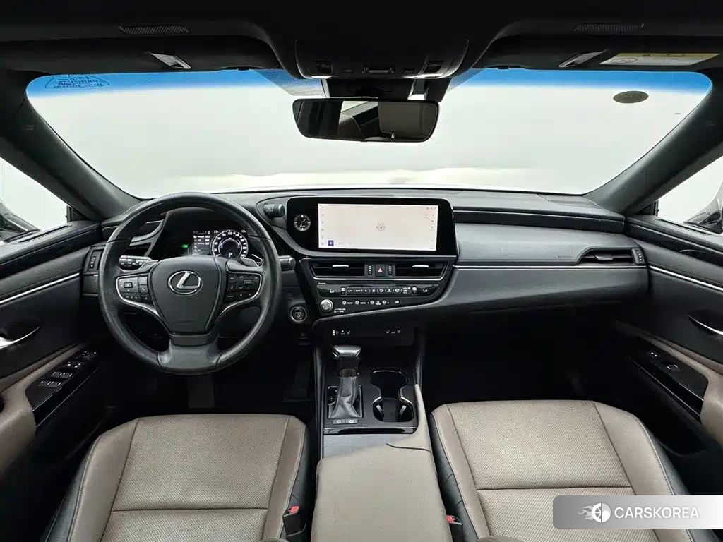 Lexus ES 2023 Белый из Китая, фото 6