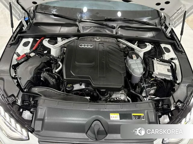 Audi A4L 2024 Белый из Китая, фото 6