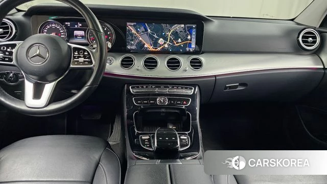 Mercedes-Benz E-Class W213 2019 Черный из Кореи, фото 6