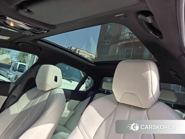 BMW i5 (G60) 2026 Белый из Кореи, фото 6