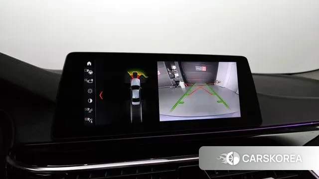 BMW 5 Series (G30) 2018 Серебристо-серый из Кореи, фото 6