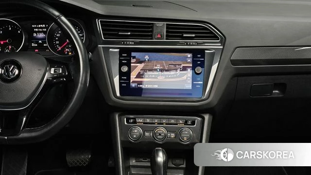 Volkswagen Tiguan second Generation 2020 Серый из Кореи, фото 6