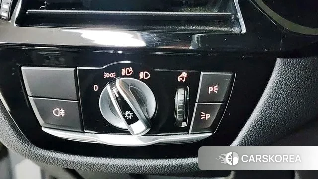 BMW 5 Series (G30) 2022 Серый из Кореи, фото 6