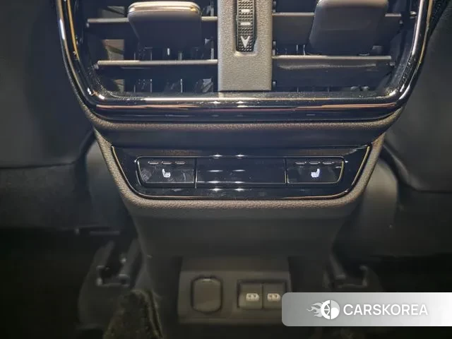 Lexus NX350h Second generation 2025 Светло-зеленый из Кореи, фото 6