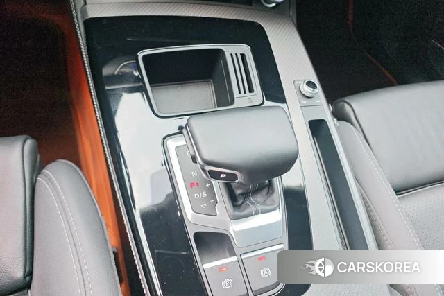 Audi Q5L 2022 Синий из Китая, фото 6