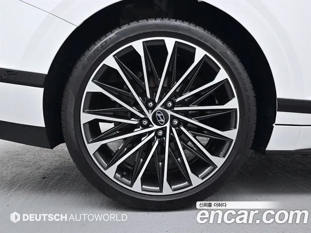 Hyundai Grandeur (GN7) id 2697132 из Кореи 6