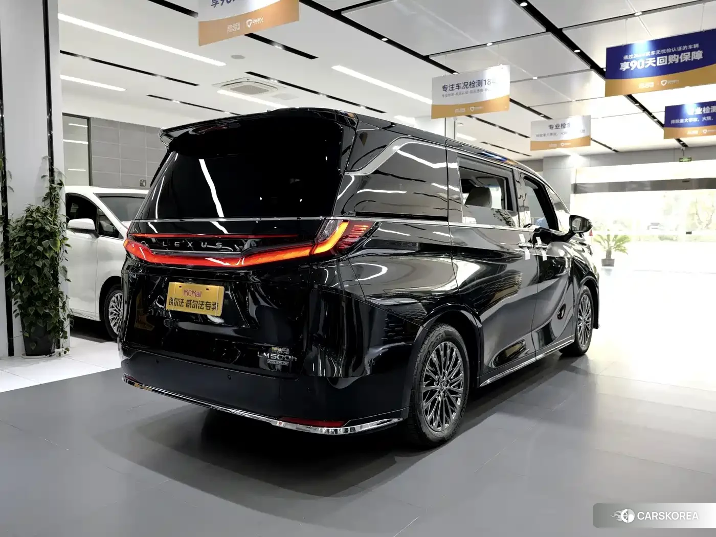 Lexus LM 2025 Черный из Китая, фото 6