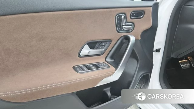 Mercedes-Benz A-Class W177 2025 Белый из Кореи, фото 6
