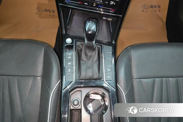 Volkswagen Passat 2022 Черный из Китая, фото 6