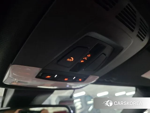 BMW 3 Series (F30) 2018 Белый из Кореи, фото 6