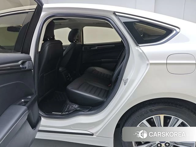 Ford Mondeo PHEV 2020 Белый из Китая, фото 6