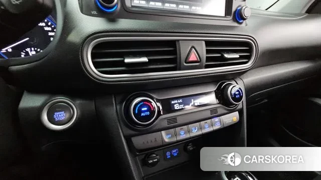 Hyundai Kona 2018 Небесно-голубой из Кореи, фото 6