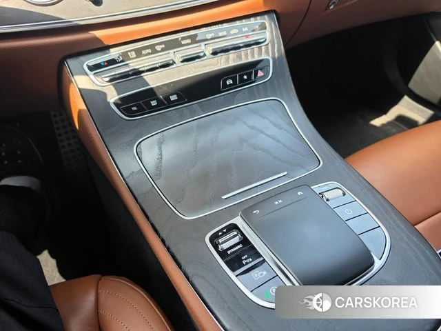 Mercedes-Benz E-Class W213 2021 Черный из Кореи, фото 6