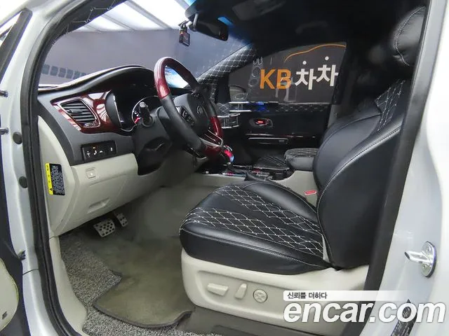 Kia The New Carnival 2019 Серебряный из Кореи, фото 6