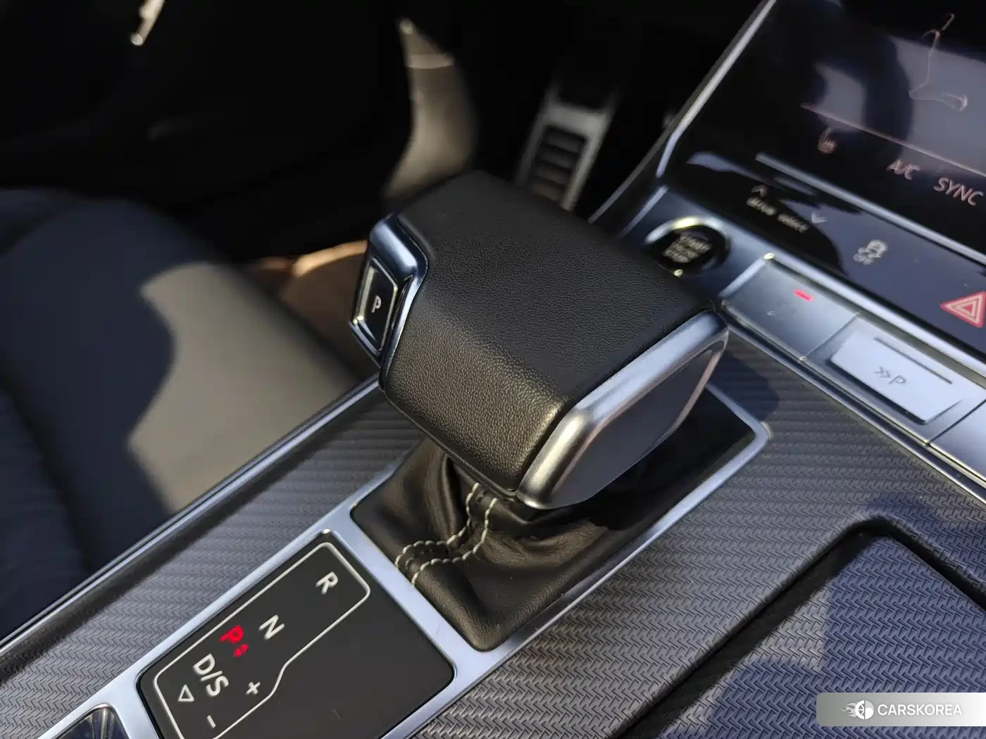 Audi A7L 2026 Silver/gray из Китая, фото 6
