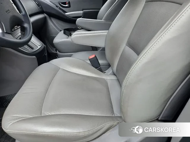 Hyundai The New Grand Starex 2018 Белый из Кореи, фото 6