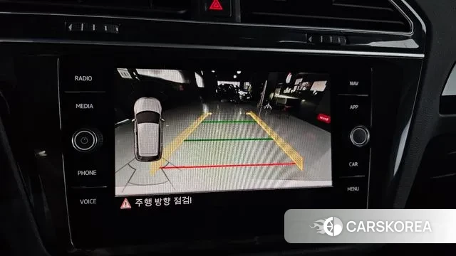 Volkswagen Tiguan second Generation 2020 Белый из Кореи, фото 6