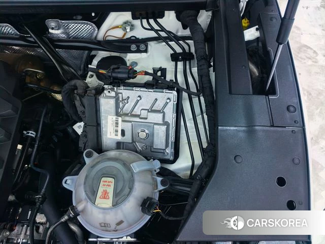Audi Q5L 2024 Белый из Китая, фото 6