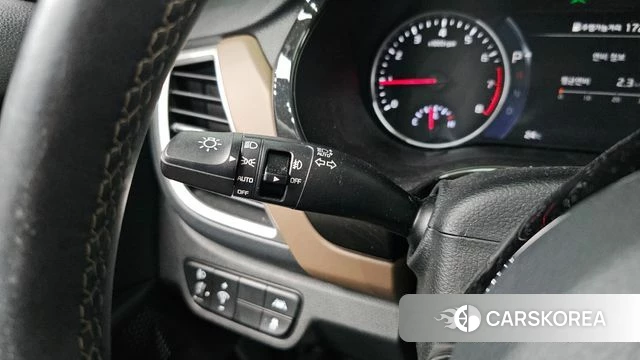 Kia Seltos 2022 Белый из Кореи, фото 5