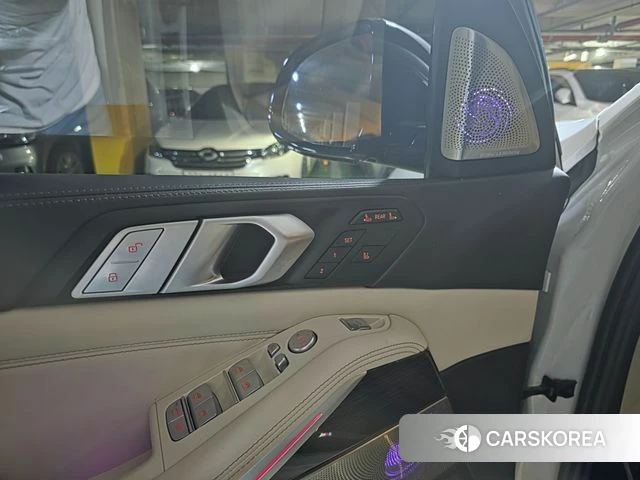BMW X7 (G07) 2021 Белый из Кореи, фото 6
