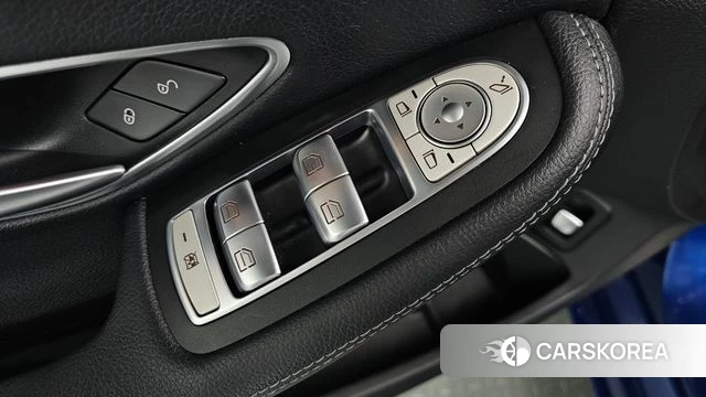 Mercedes-Benz C-Class W205 2018 Синий из Кореи, фото 6