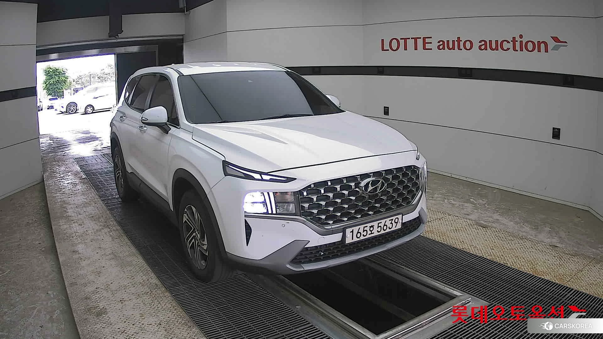 Hyundai Santa Fe 2021 Creamy White Pearl (optional) из Кореи, фото 6