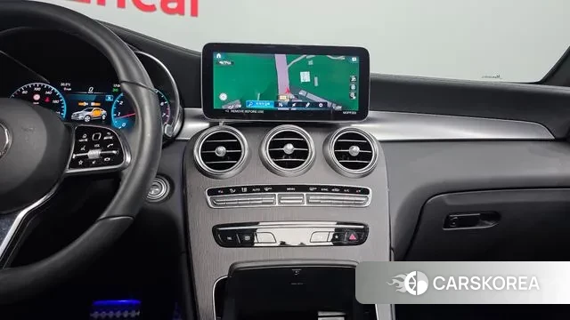 Mercedes-Benz GLC-Class X253 2023 Белый из Кореи, фото 6