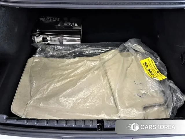 BMW 8 Series (G15) 2023 Белый из Кореи, фото 6