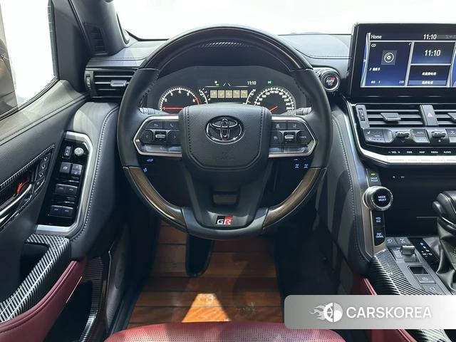 Toyota Land Cruiser (imported) 2025 Белый из Китая, фото 6