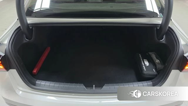 Kia The New K5 3rd generation 2025 Белый из Кореи, фото 6