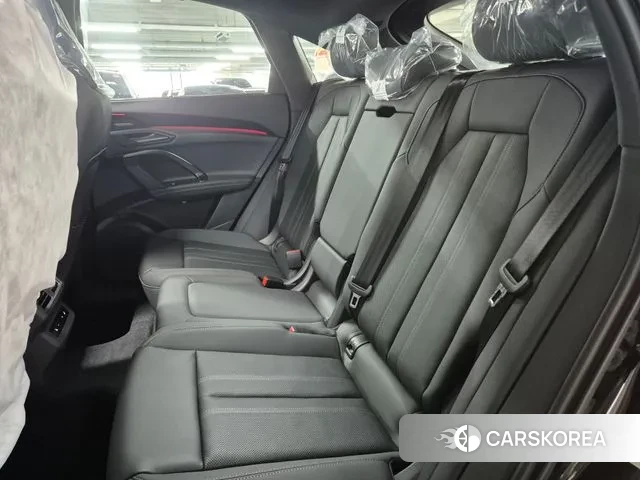 Audi Q5 (80A) 2025 Черный из Кореи, фото 6